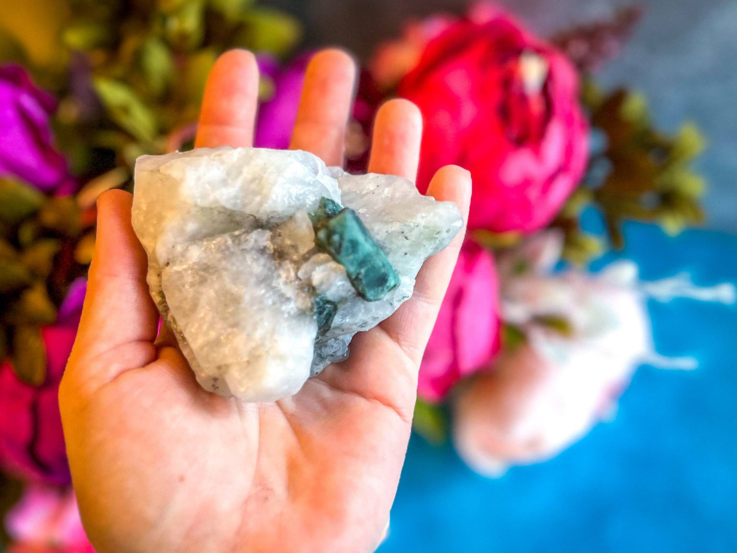 Raw Emerald Specimens: 25-49 grams