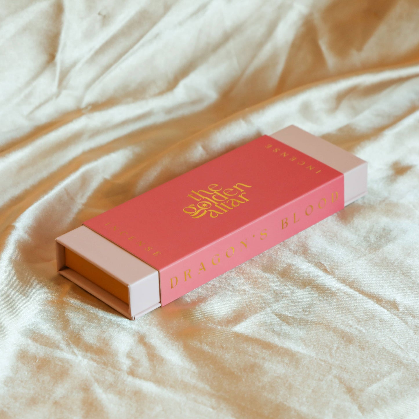 The Golden Altar Muse Incense - Dragons Blood